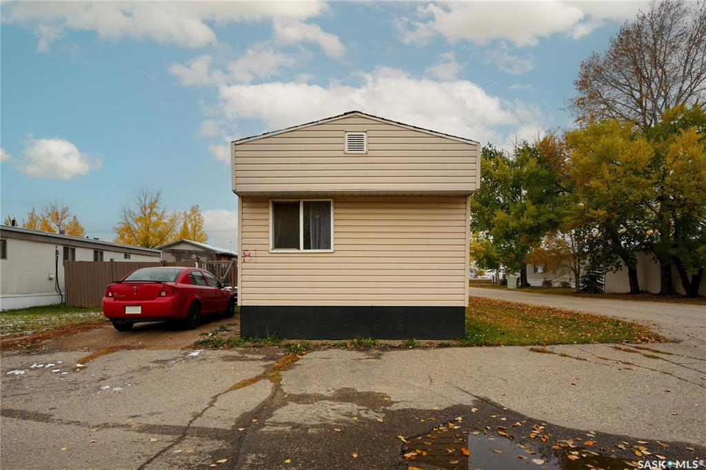 1455 9th Ave NE B1, Moose Jaw
