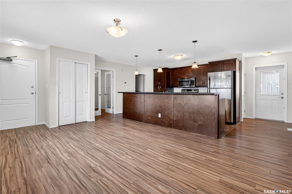 221 Main St S #203, Moose Jaw