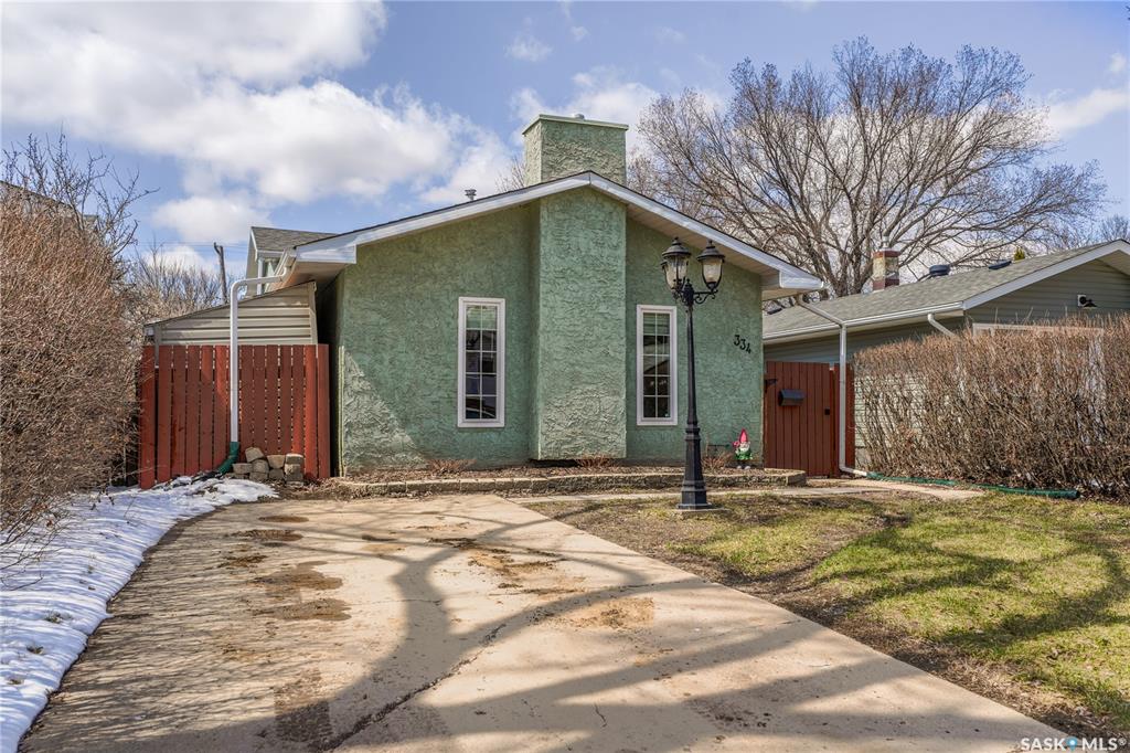 334 Robinson St, Regina